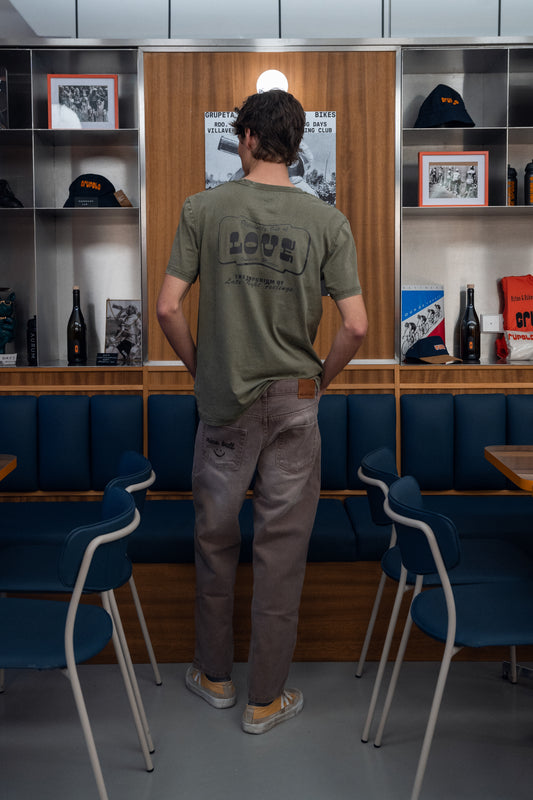 Polera Out Of Love