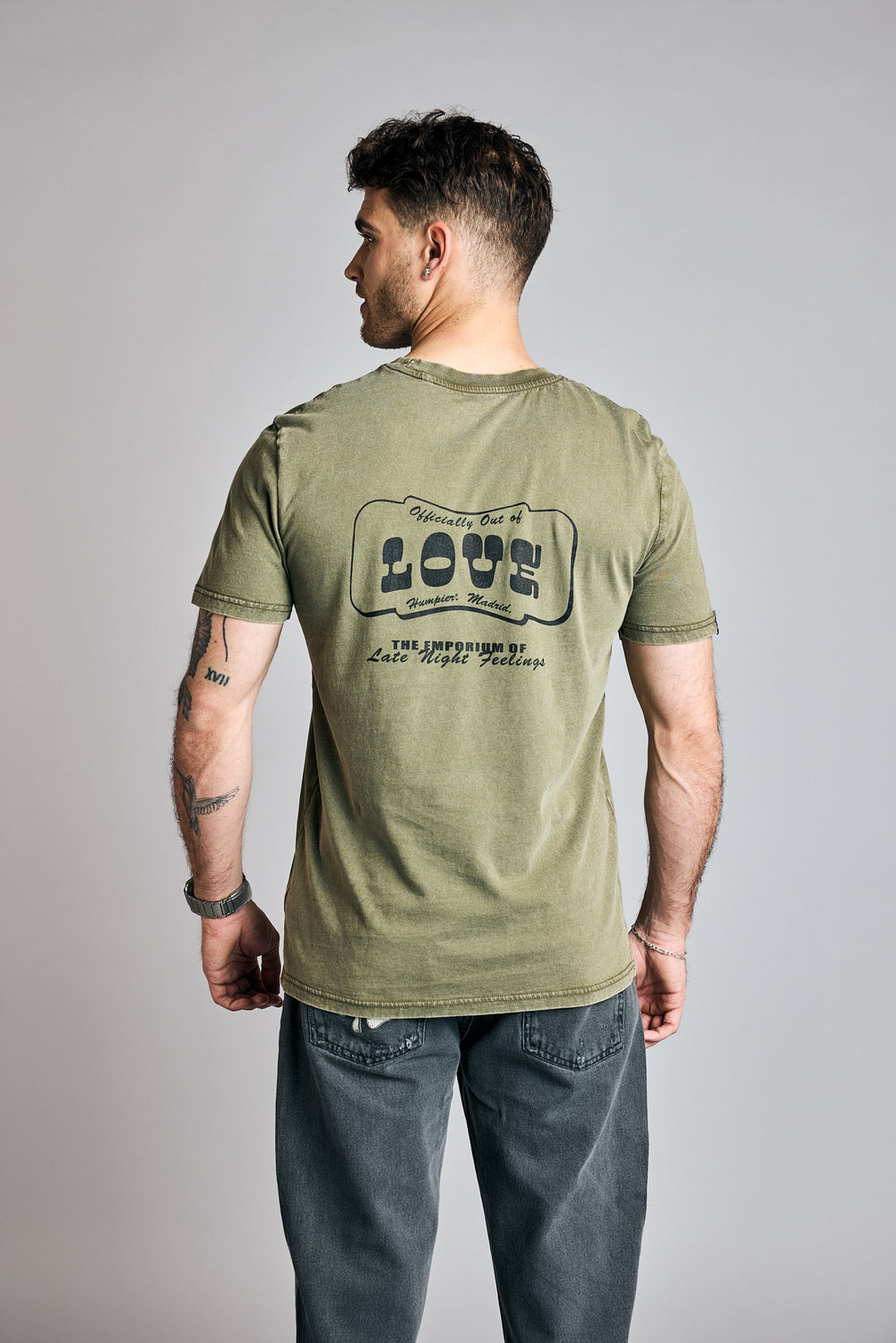 Polera Out Of Love